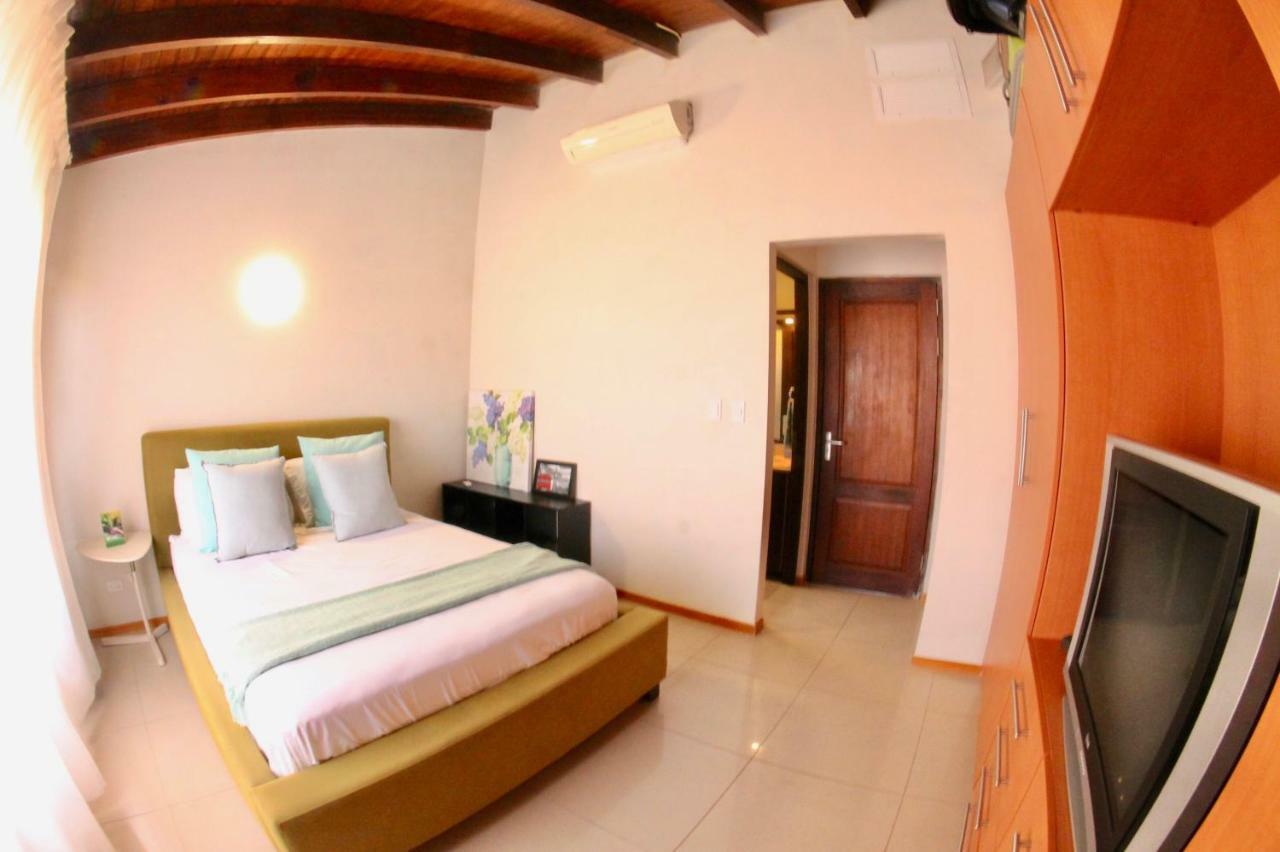 Eagle Beach Luxury House, Walking Distance To The Beach Palm Beach Exteriér fotografie
